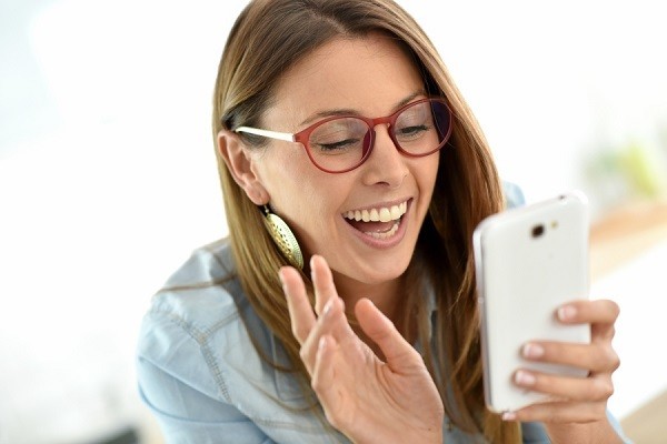 Check in khuyến mãi hòa mạng trả trước Mobifone tháng 4/2018